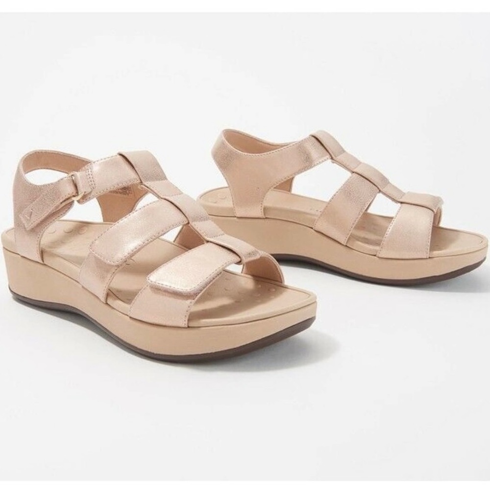Vionic Women Tami Metallic Back-Strap Platform Wedge Sandals Rose Gold US 7M NIB